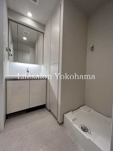 �y���ʏ��z�@