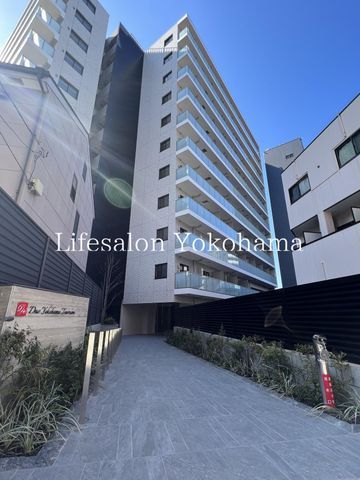 �y�G���g�����X�z�@