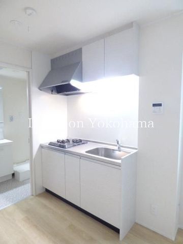 �y�L�b�`���z�@