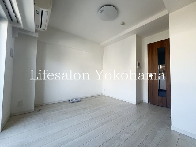 �y���ԁE���r���O�z�@