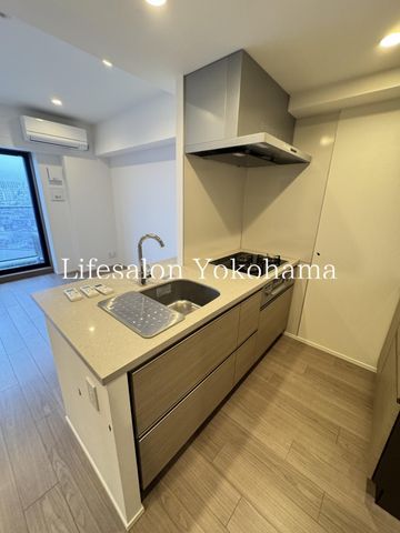 �y�L�b�`���z�@