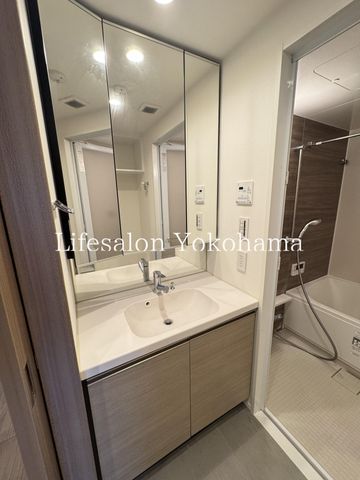 �y���ʏ��z�@