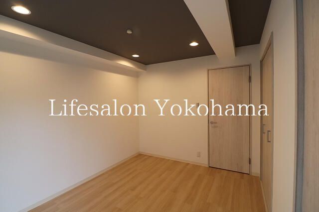 �y���̑������E�X�y�[�X�z�@