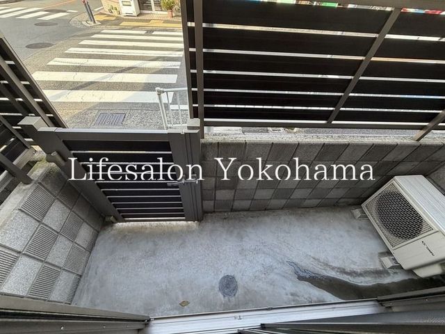 �y�o���R�j�[�z�@