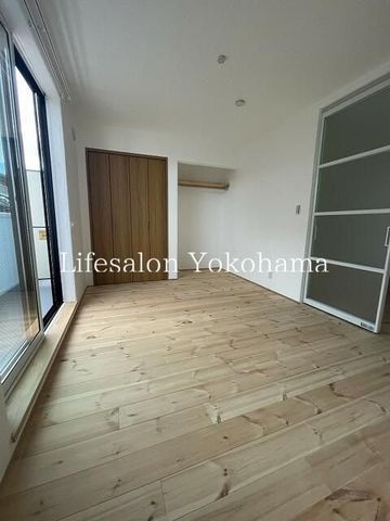 �y���ԁE���r���O�z�@