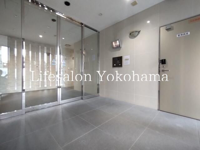 �y���̑��ݔ��z�@