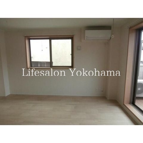 �y���ԁE���r���O�z�@