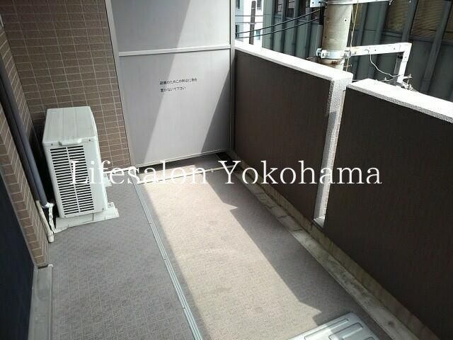 �y�o���R�j�[�z�@