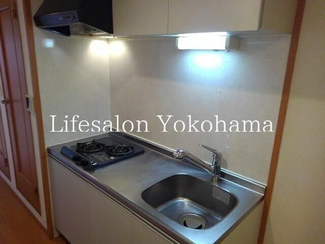 �y�L�b�`���z�@