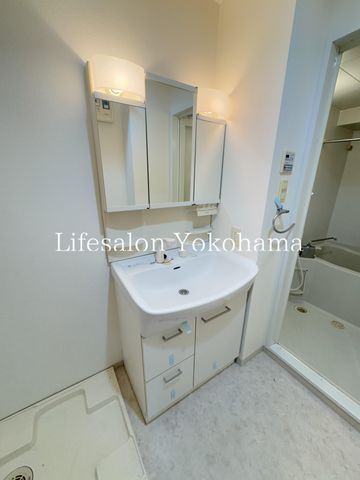 �y���ʏ��z�@