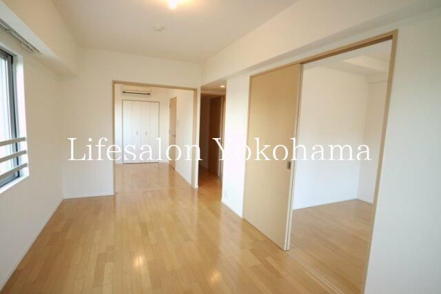 �y���̑������E�X�y�[�X�z�@