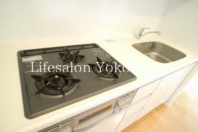 �y�L�b�`���z�@