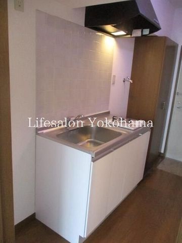 �y�L�b�`���z�@