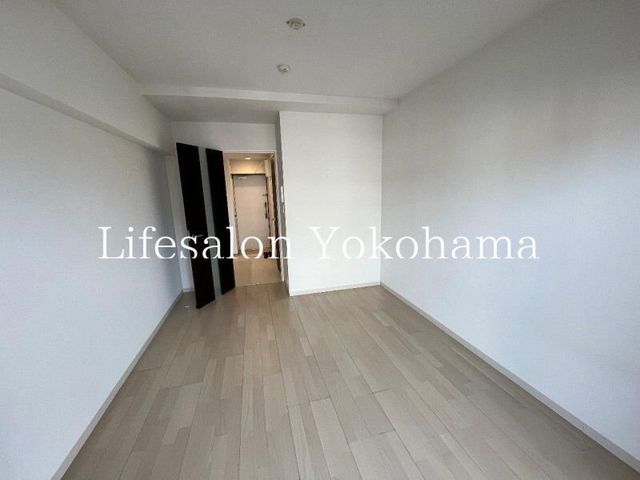 �y���ԁE���r���O�z�@