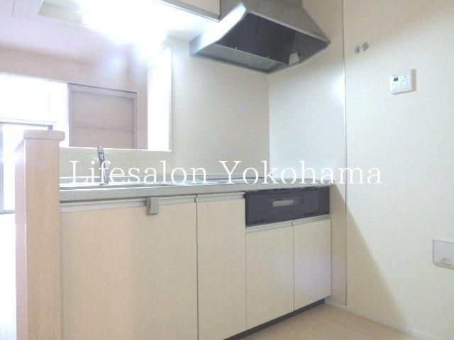 �y�L�b�`���z�@