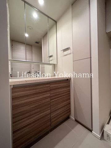 �y���ʏ��z�@