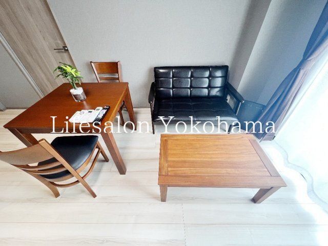 �y���̑��ݔ��z�@