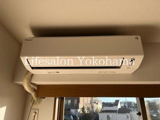 �y���̑��ݔ��z�@