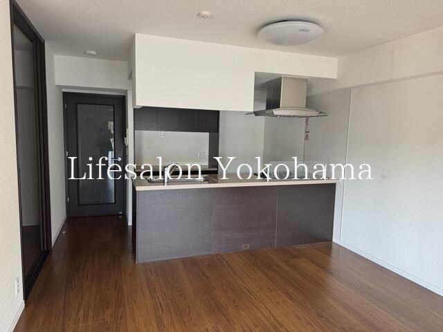 �y�L�b�`���z�@