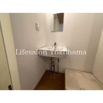 �y���ʏ��z�@