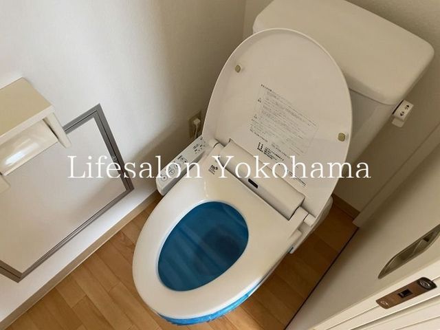 �y�g�C���z�@