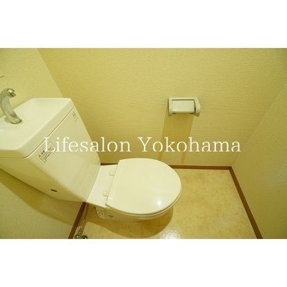 �y�g�C���z�@