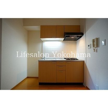 �y�L�b�`���z�@