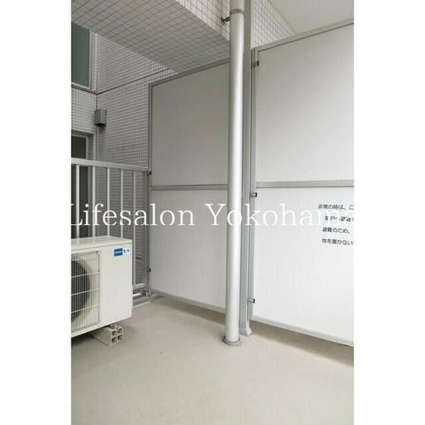 �y�o���R�j�[�z�@