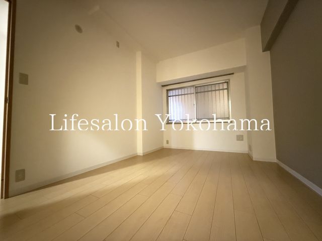 �y���̑������E�X�y�[�X�z�@