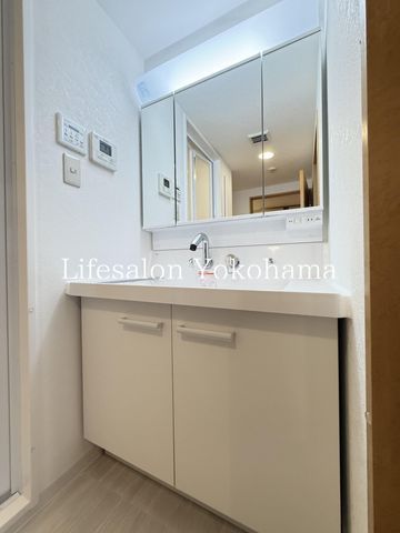 �y���ʏ��z�@