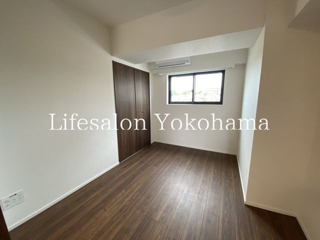 �y�Q���z�@