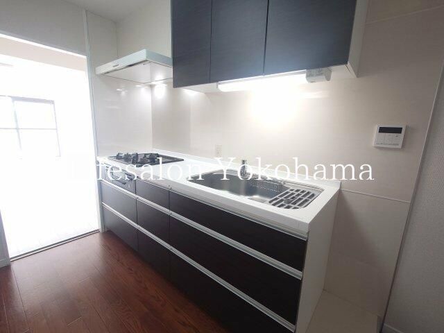 �y�L�b�`���z�@