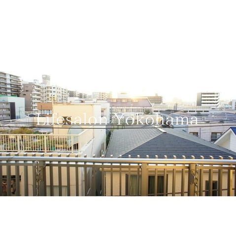 �y�o���R�j�[�z�@