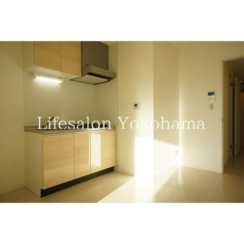 �y�L�b�`���z�@