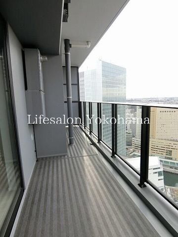 �y�o���R�j�[�z�@