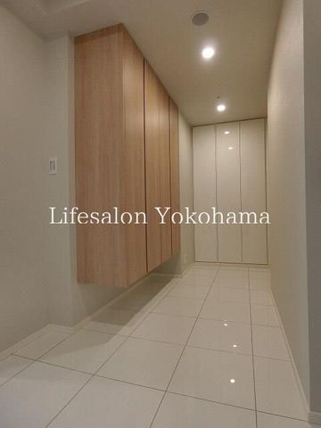 �y���ցz�@