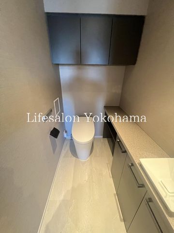 �y�g�C���z�@