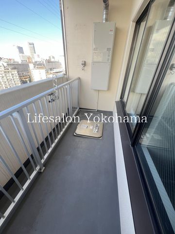 �y�o���R�j�[�z�@