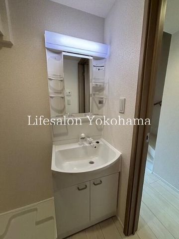 �y���ʏ��z�@