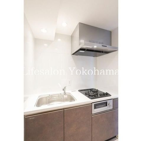 �y�L�b�`���z�@