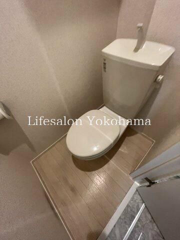 �y�g�C���z�@