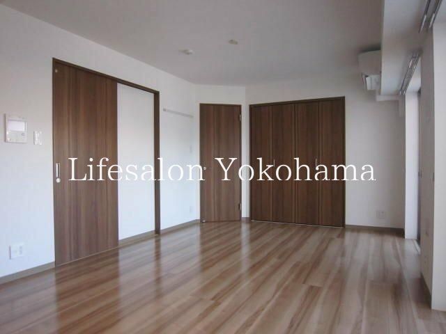 �y���̑������E�X�y�[�X�z�@