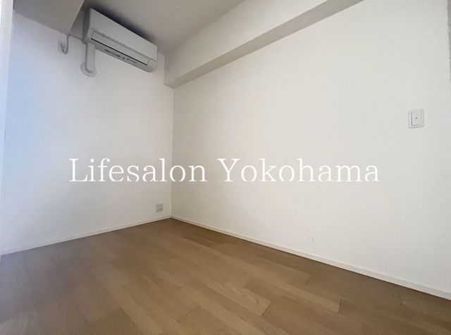 �y���̑������E�X�y�[�X�z�@���r���O/����