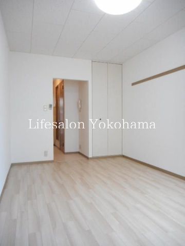 �y���̑������E�X�y�[�X�z�@