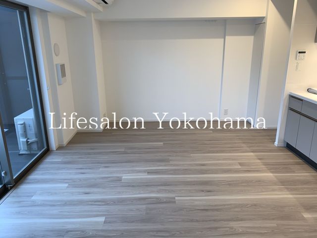 �y���̑��z�@�o���R�j�[