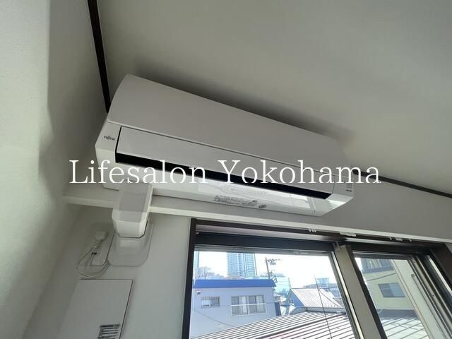 �y���̑��ݔ��z�@