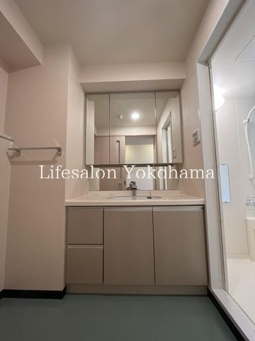 �y���ʏ��z�@