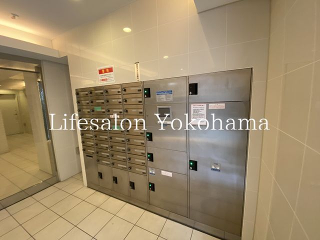 �y���̑��z�@�G���g�����X