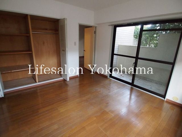 �y�Q���z�@