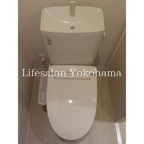 �y�g�C���z�@